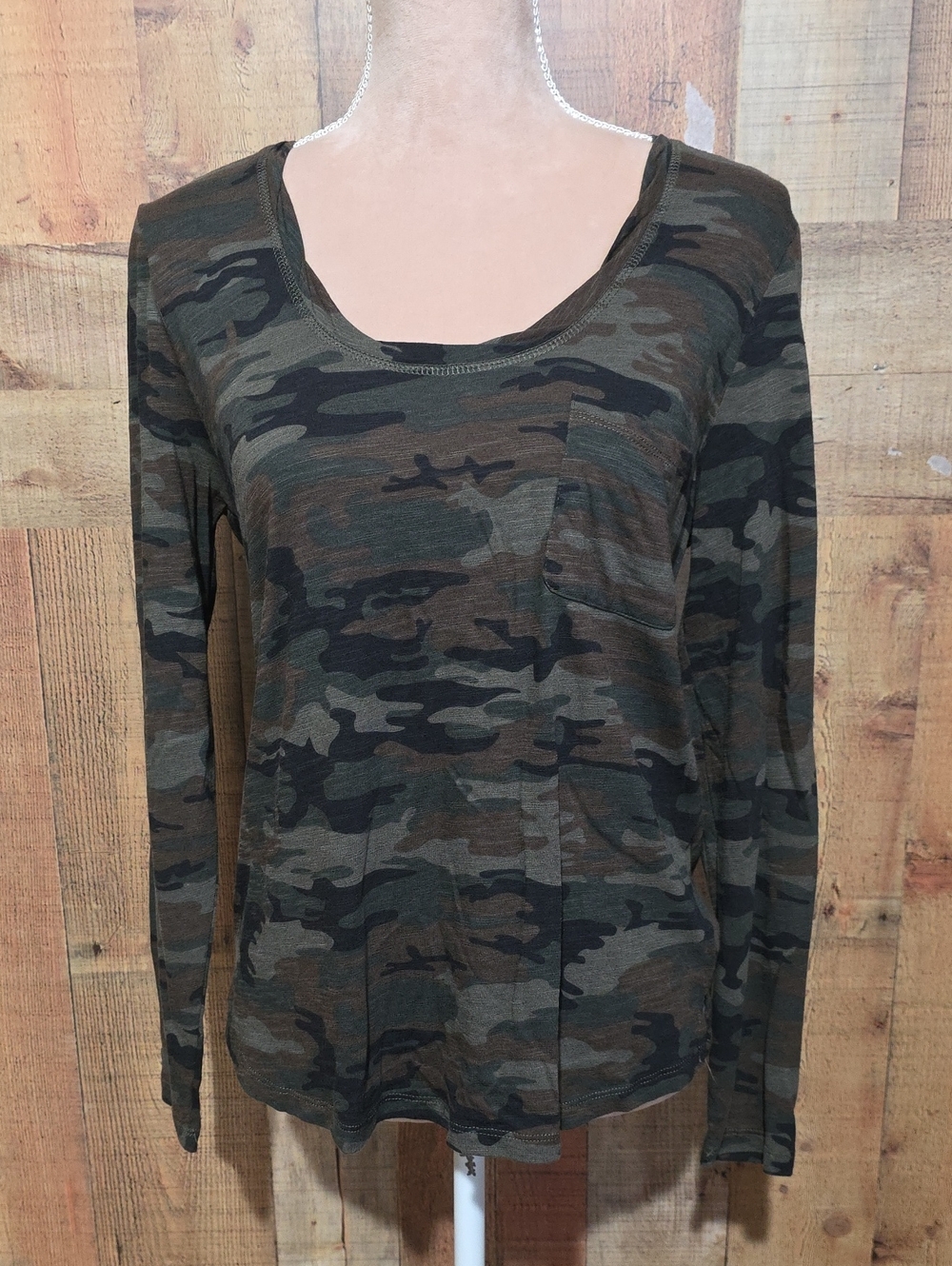 Sanctuary Olive & Dark Camo Scoop Neck Long Sleeve Tee